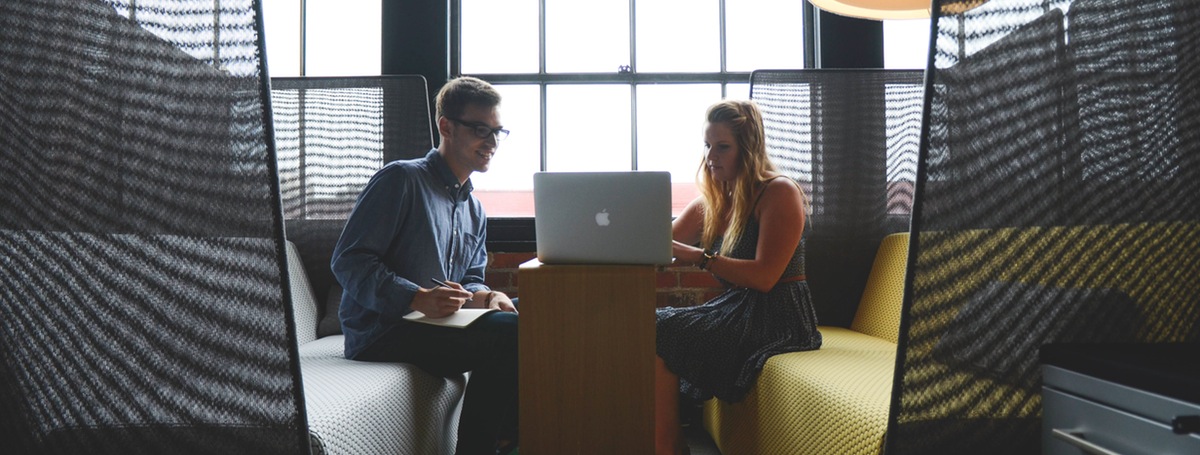 Training contracts to promote youth employment