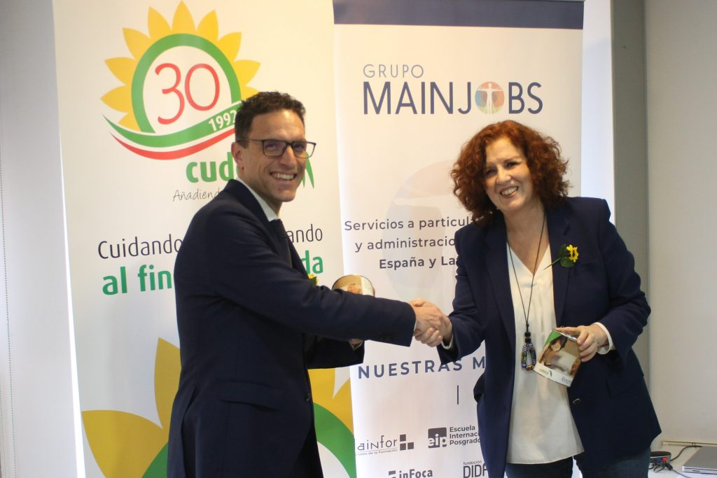 Grupo Mainjobs patrocina las huchas solidarias de Fundación Cudeca